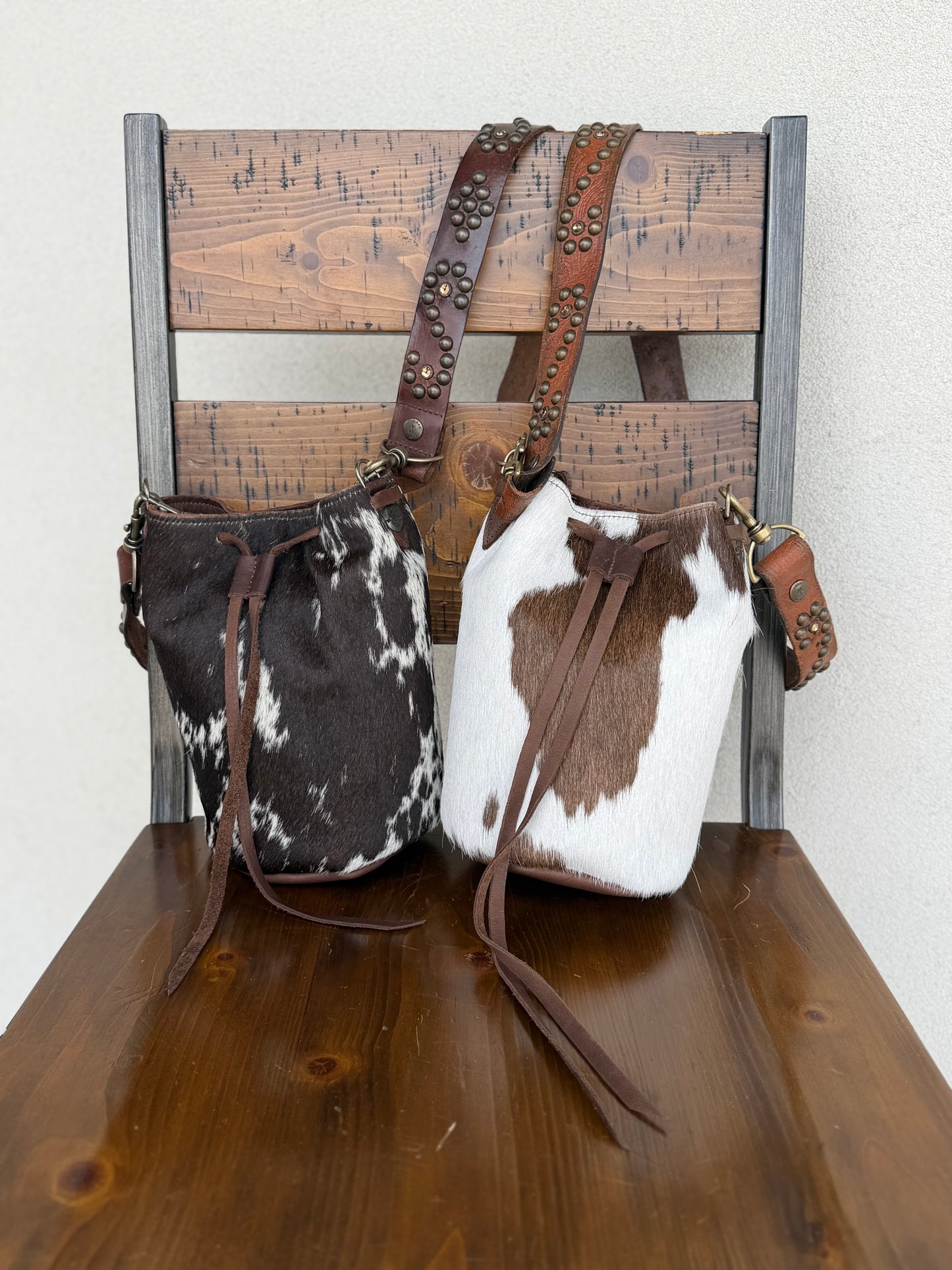 Two Bar West, Large Drawstring Full Hair on Hide