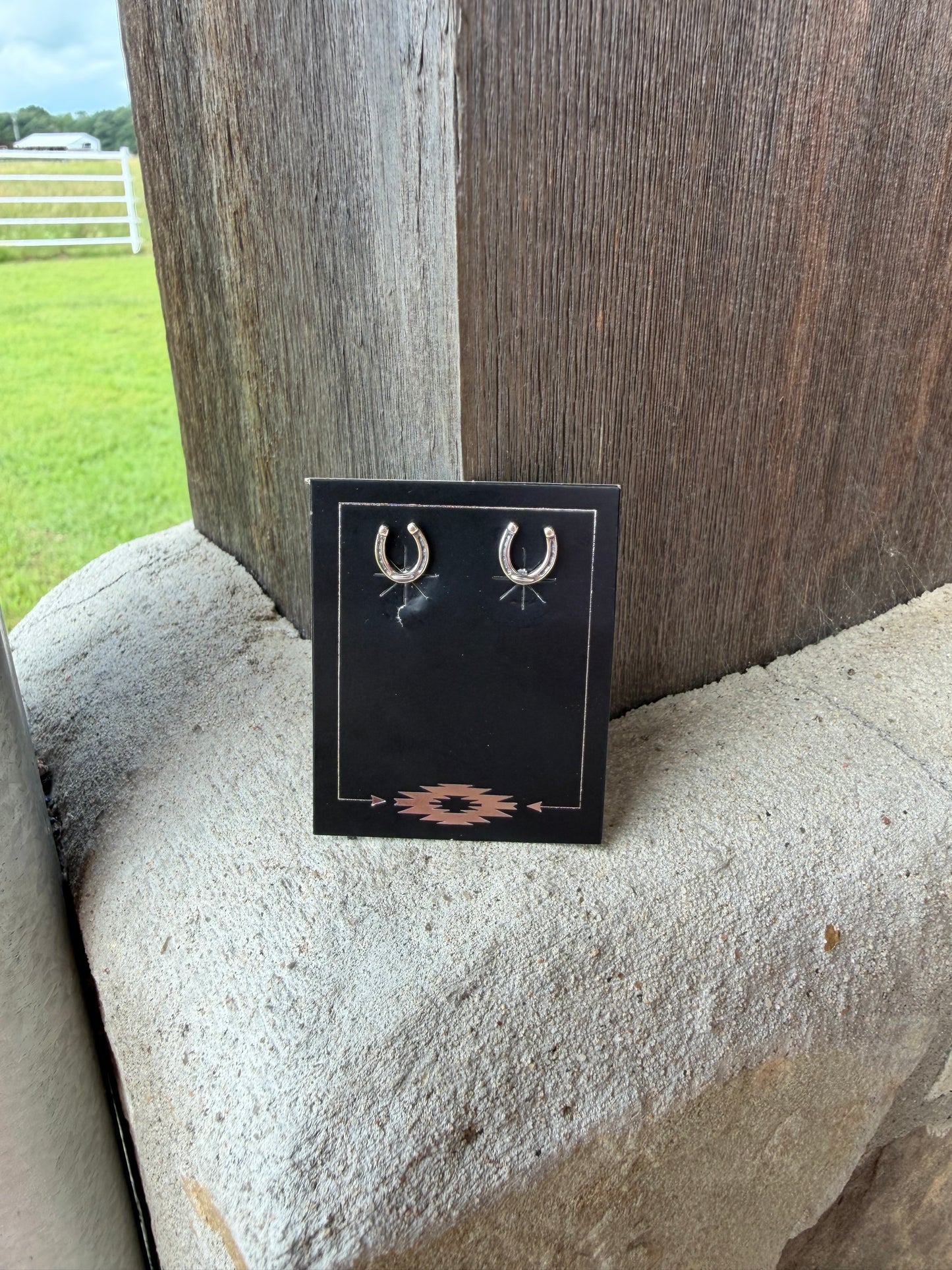 Horse Shoe Studs