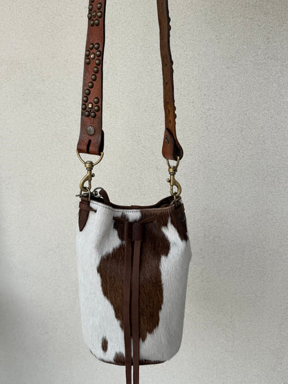Two Bar West, Large Drawstring Full Hair on Hide