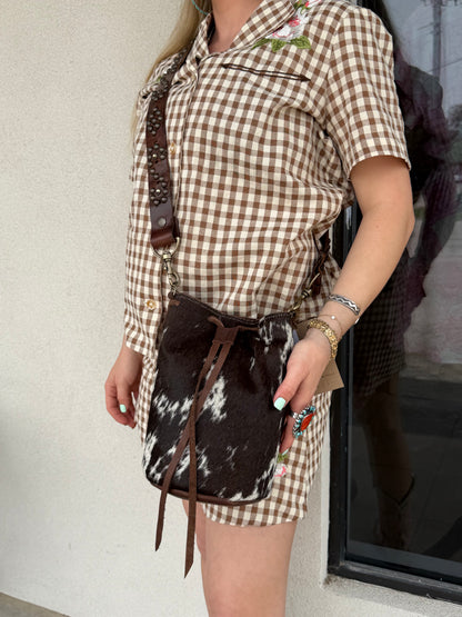 Two Bar West, Large Drawstring Full Hair on Hide