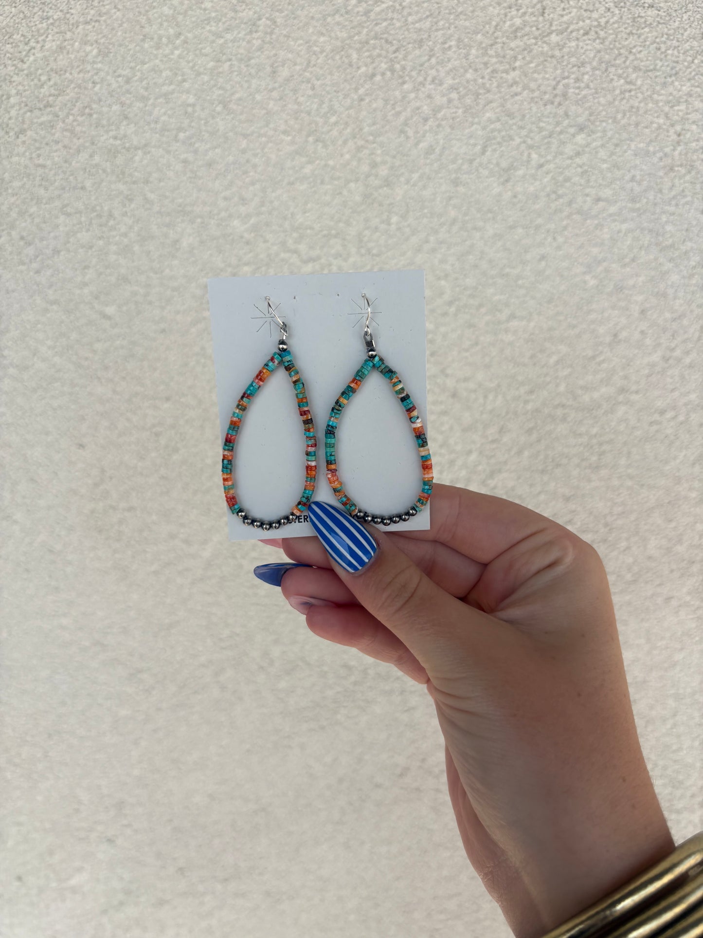 Spiny Oyster Loop Dangles