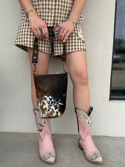 Two Bar West, Small Bucket with Half Hair on Hide