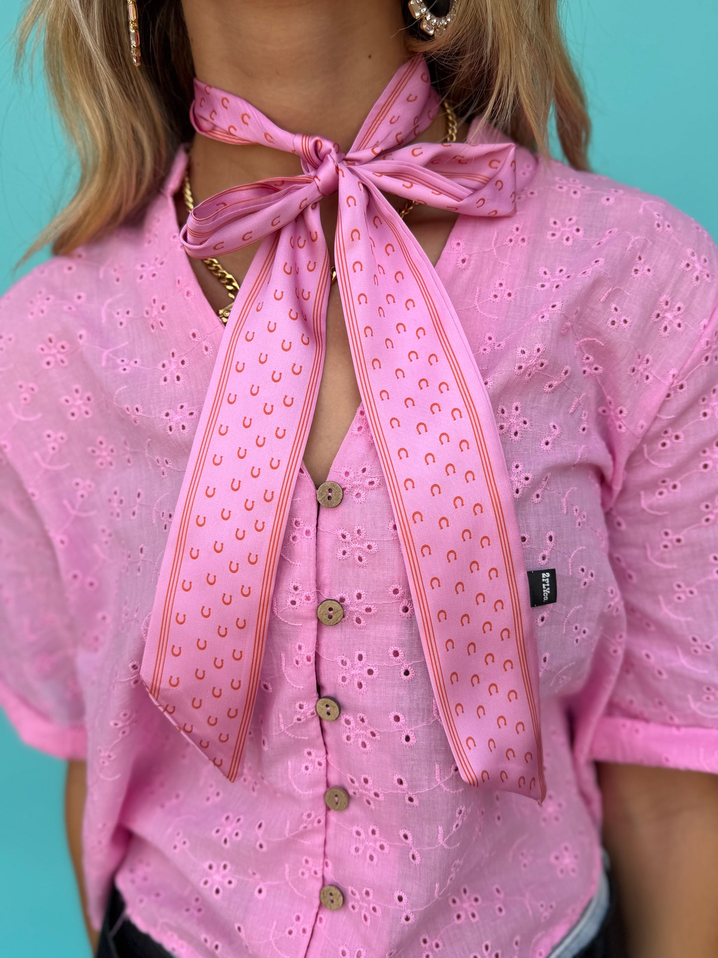 Twilly, Pink Horse Shoe